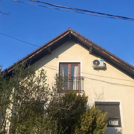 Karadi Apartman Zánka Екстериор снимка