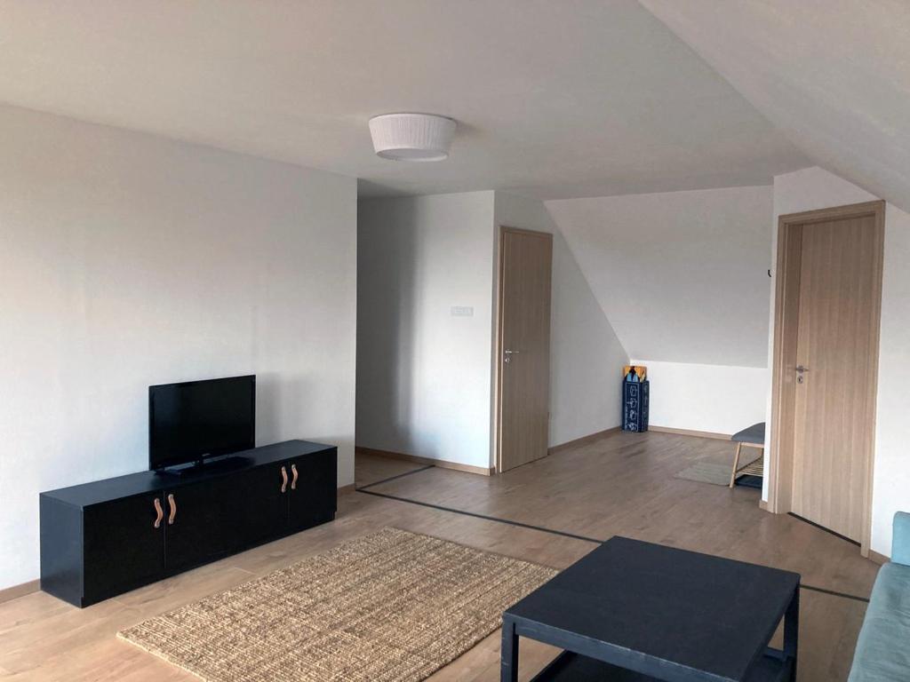 Karadi Apartman Zánka Екстериор снимка